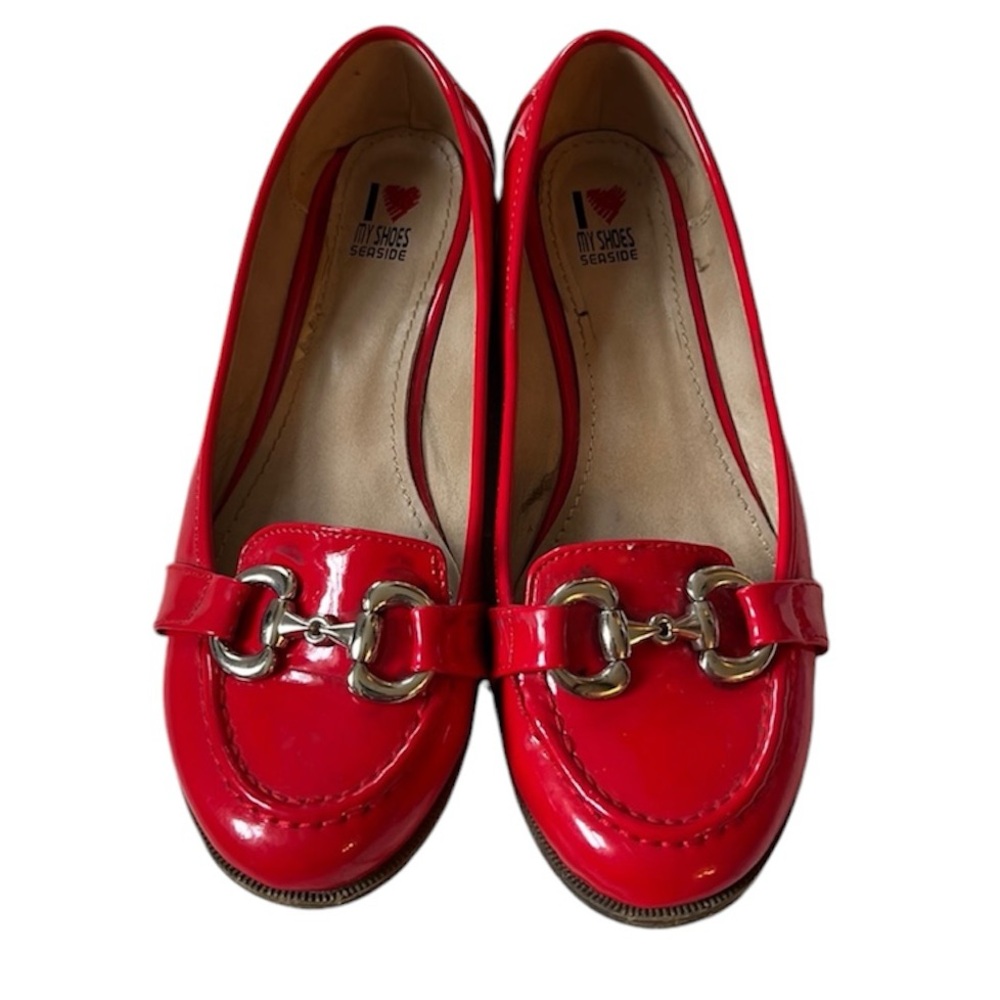I ❤️My Shoes Seaside Vintage? Shiny Red Silver Buckle Loafers Size 38